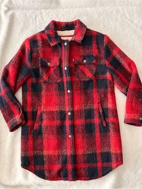 Levi's Women’s Red and Navy Blue Plaid Shacket